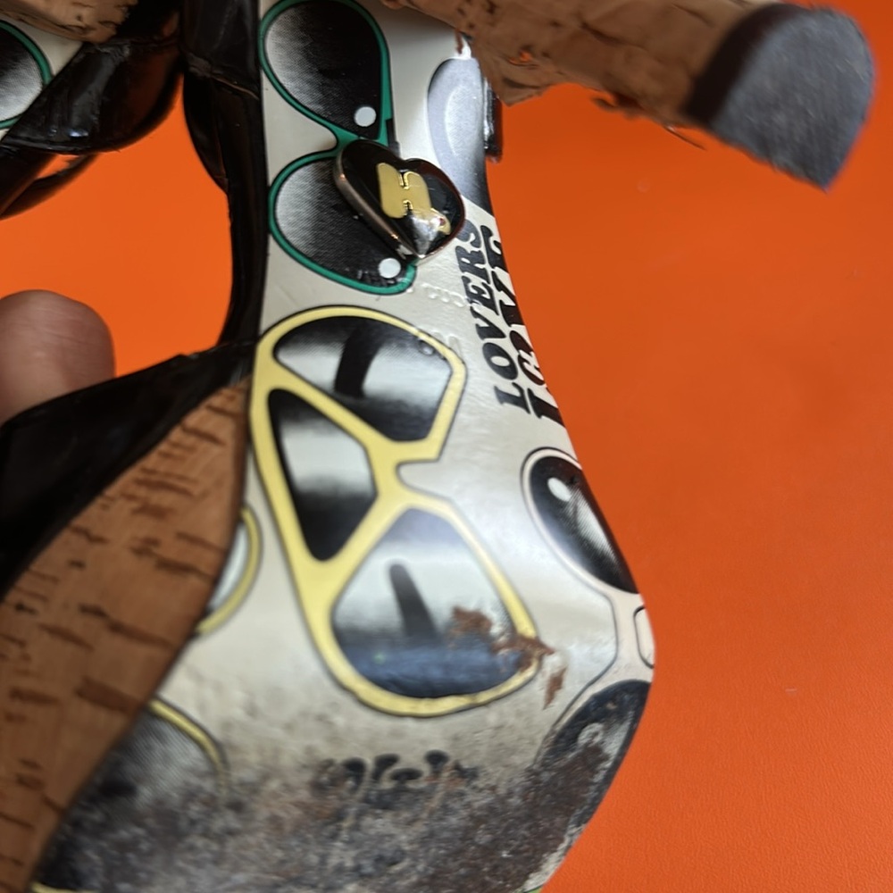 Harajuku Lovers Black and Red Stiletto Patent Leather Heels - Picture 7 of 9
